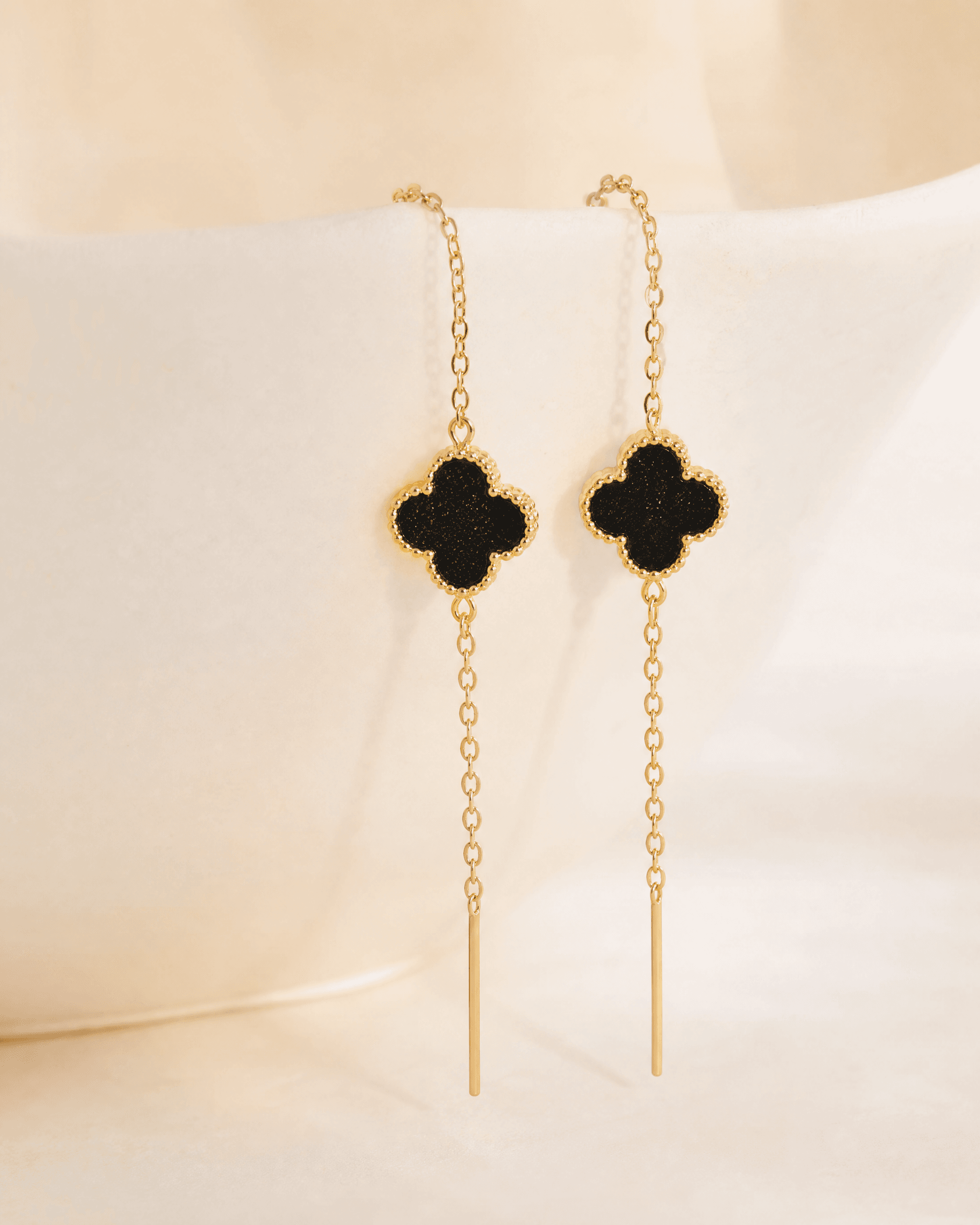 Сережки Clover Noir